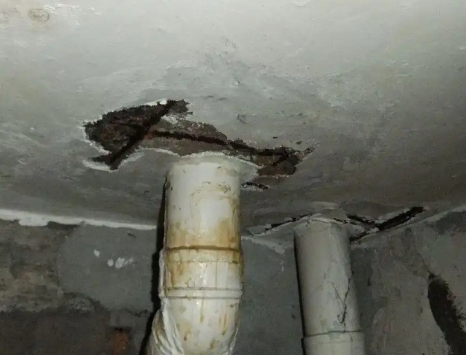 玛多卫生间漏水维修公司浅析玛多卫生间渗水维修的方法