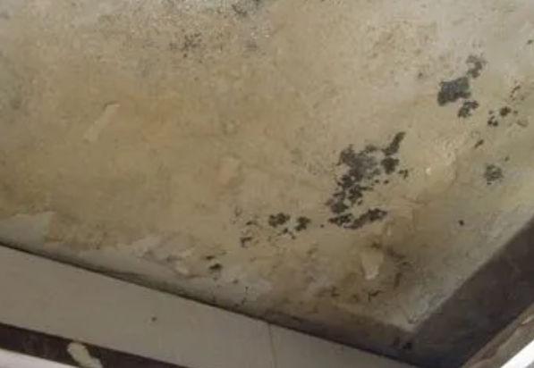 玛多阳台漏水维修公司分享下玛多卫生间渗水维修需要注意哪些问题。
